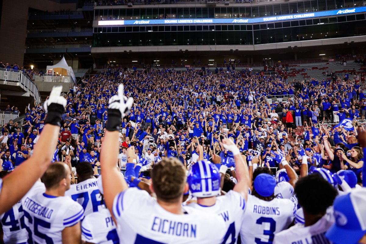 BYU fans vs Arkansas